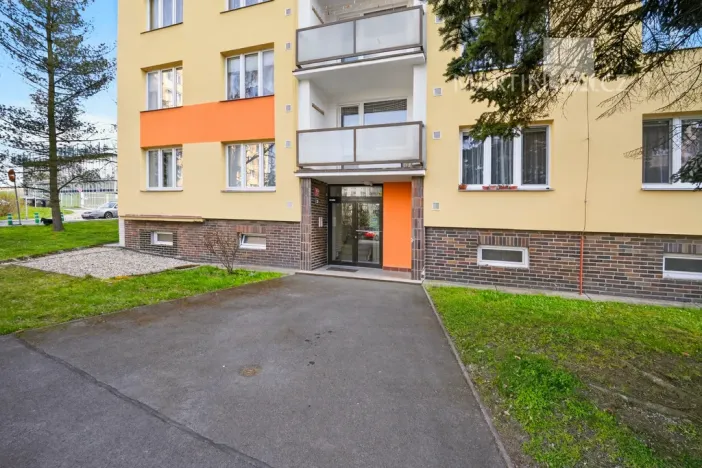 Pronájem bytu 2+1, Praha - Hostivař, Horolezecká, 52 m2