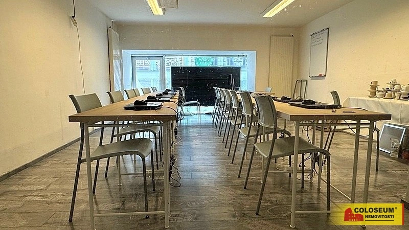 Pronájem obchodního prostoru, Brno - Brno-město, 2500 m2