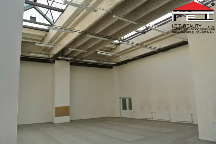 Pronájem skladu, Ostrava, Slovenská, 992 m2