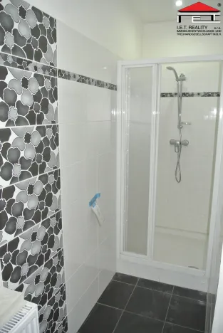 Pronájem skladu, Ostrava, Slovenská, 992 m2