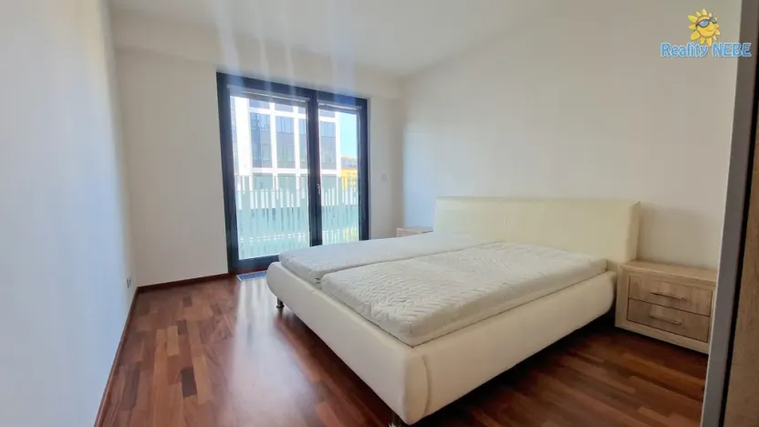 Pronájem bytu 2+kk, Praha - Žižkov, Olšanská, 55 m2