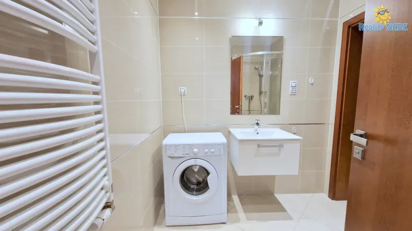 Pronájem bytu 2+kk, Praha - Žižkov, Olšanská, 55 m2