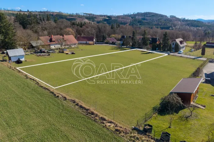 Prodej pozemku pro bydlení, Divišov - Radonice, 1486 m2