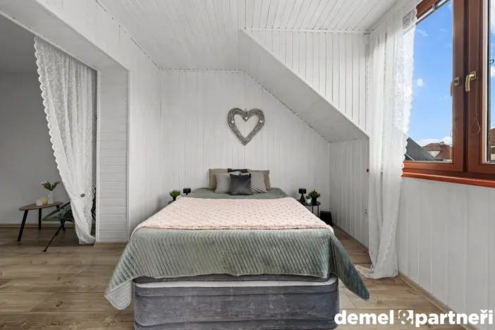 Prodej rodinného domu, Lipník, 201 m2