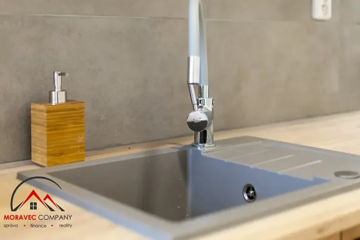 Pronájem bytu 2+kk, Ostrava, Křišťanova, 58 m2