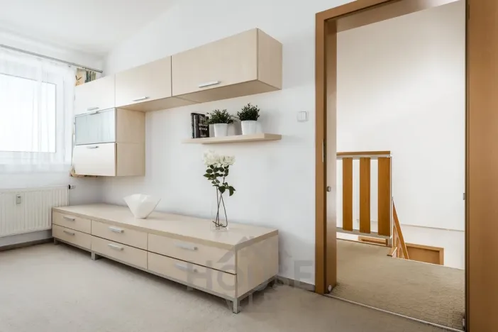 Prodej bytu 3+1, Praha - Prosek, Litoměřická, 75 m2