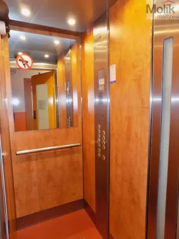 Prodej bytu 1+1, Ústí nad Labem - Severní Terasa, Ladova, 37 m2