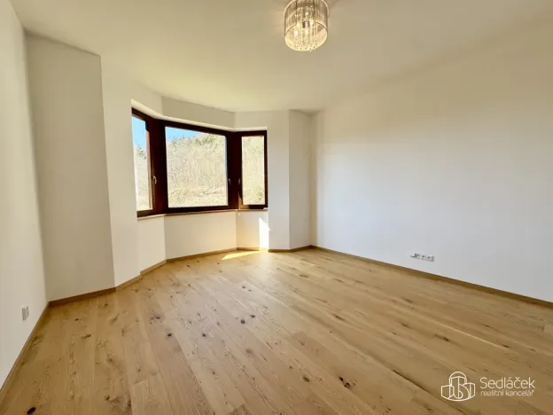 Pronájem bytu 2+kk, Karlovy Vary, Tyršova, 67 m2