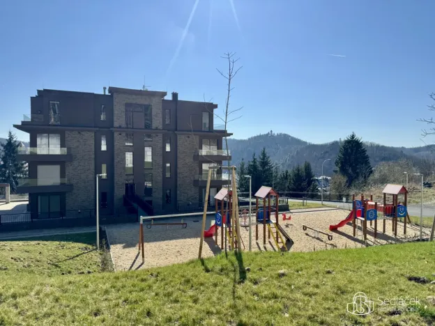 Pronájem bytu 2+kk, Karlovy Vary, Tyršova, 67 m2