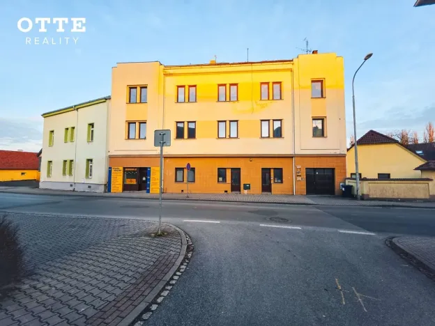 Pronájem kanceláře, Plzeň, Zborovská, 75 m2