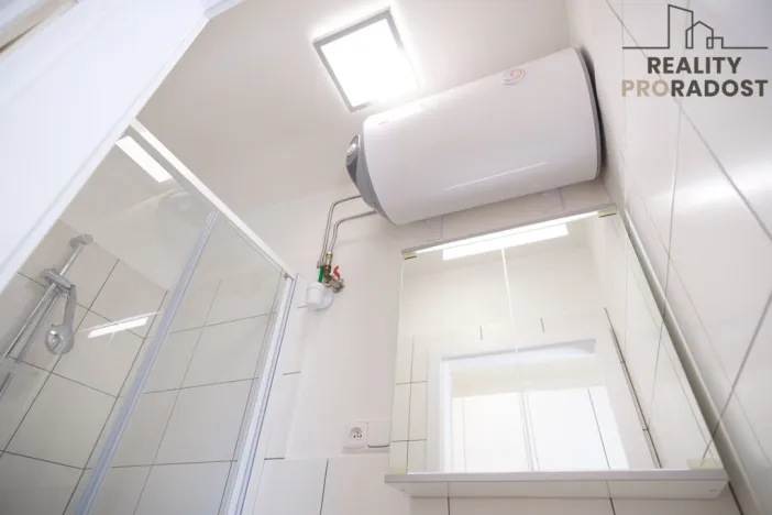 Pronájem bytu 1+kk, Olomouc, Valdenská, 25 m2