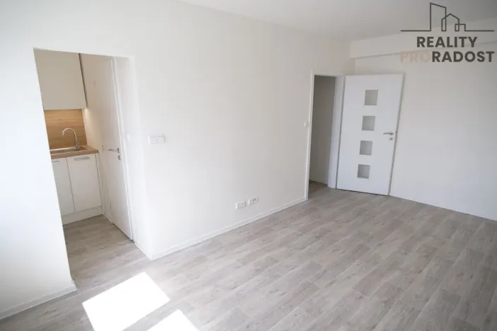 Pronájem bytu 1+kk, Olomouc, Valdenská, 25 m2