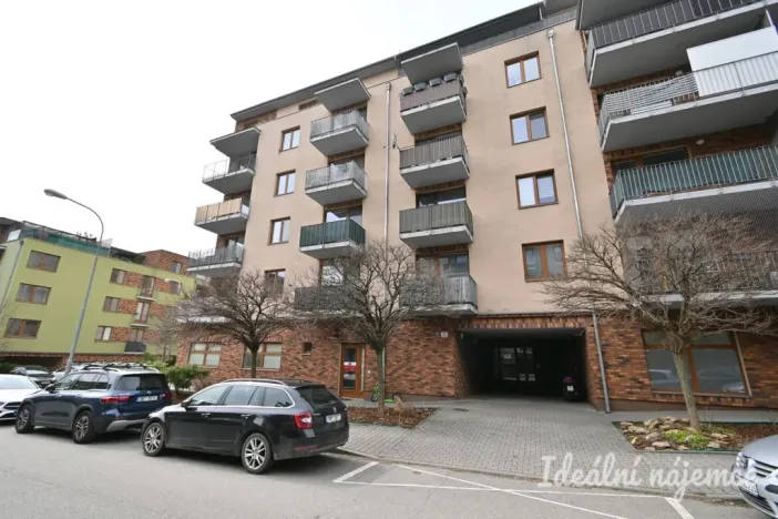 Pronájem bytu 1+kk, Brno, U Leskavy, 38 m2