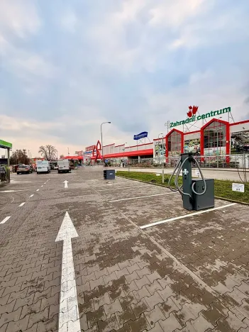 Pronájem komerčního pozemku, Brno, Polní, 30 m2