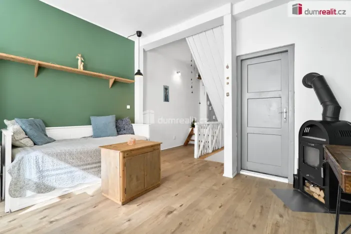 Prodej rodinného domu, Ostrov, Žižkova, 100 m2