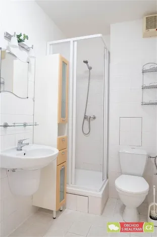 Pronájem bytu 1+kk, Hostivice, Zimní, 31 m2