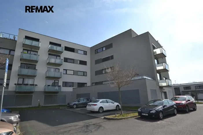 Pronájem bytu 2+kk, Plzeň, Štefánikova, 59 m2