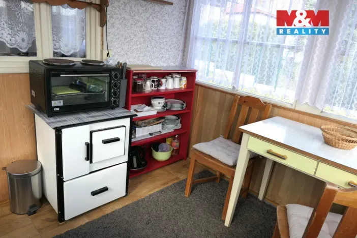 Pronájem chaty, Vráž, 23 m2