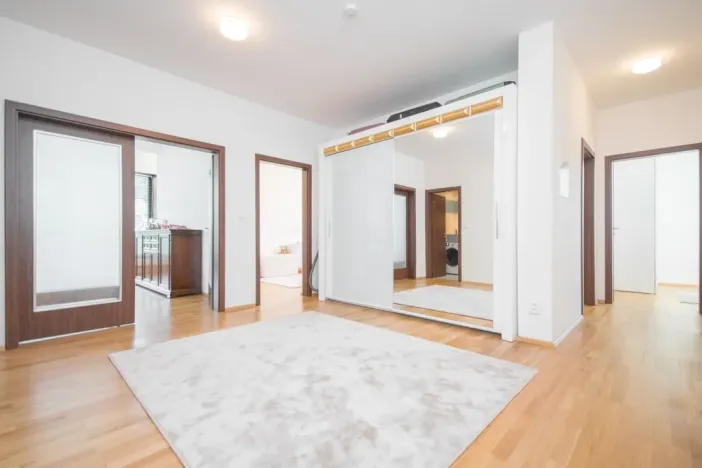 Prodej bytu 5+kk, Karlovy Vary, Pražská silnice, 149 m2