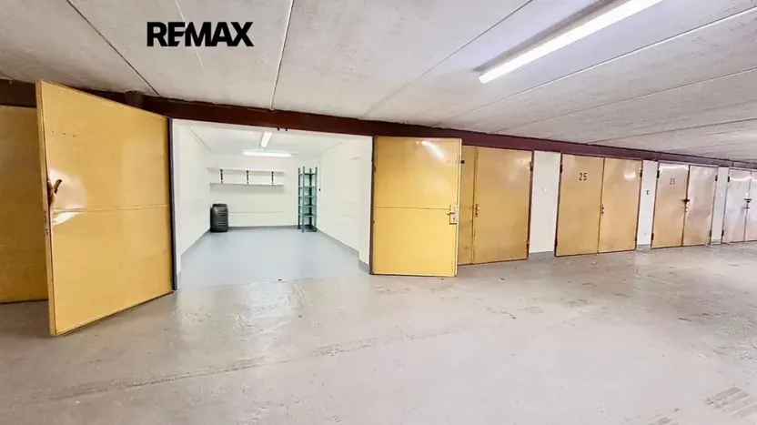 Pronájem skladu, Praha - Čimice, K Ládví, 17 m2