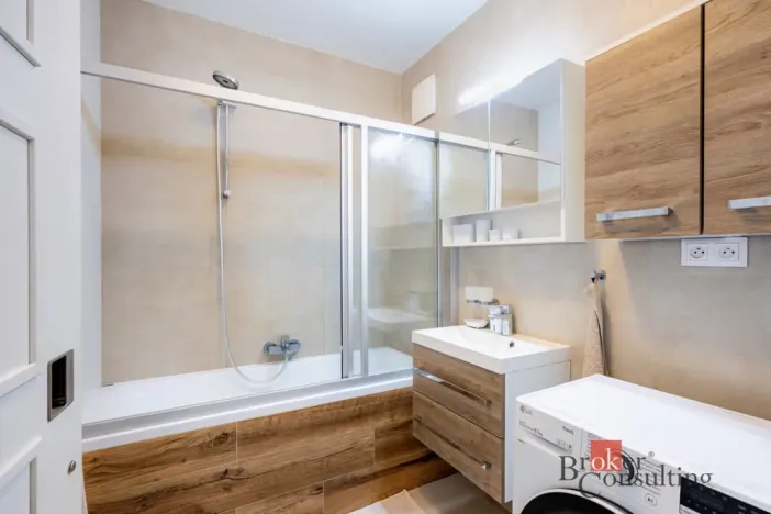 Prodej bytu 3+kk, Praha - Zbraslav, Jiřího Mašína, 82 m2