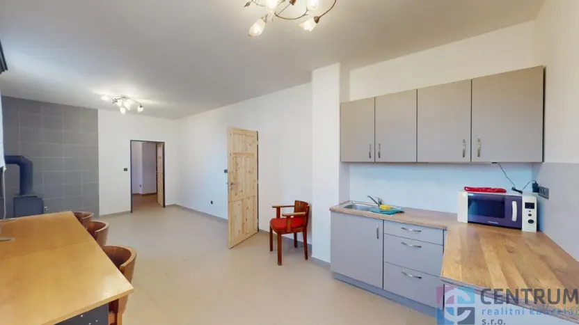 Pronájem bytu 4+kk, Jenišovice, 101 m2