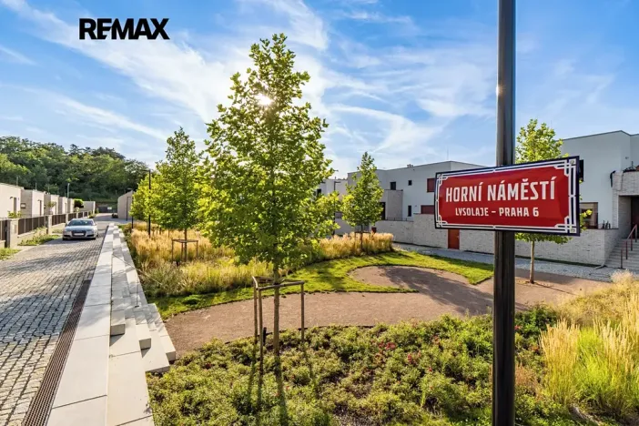 Prodej pozemku pro bydlení, Praha - Lysolaje, Podholí, 1353 m2