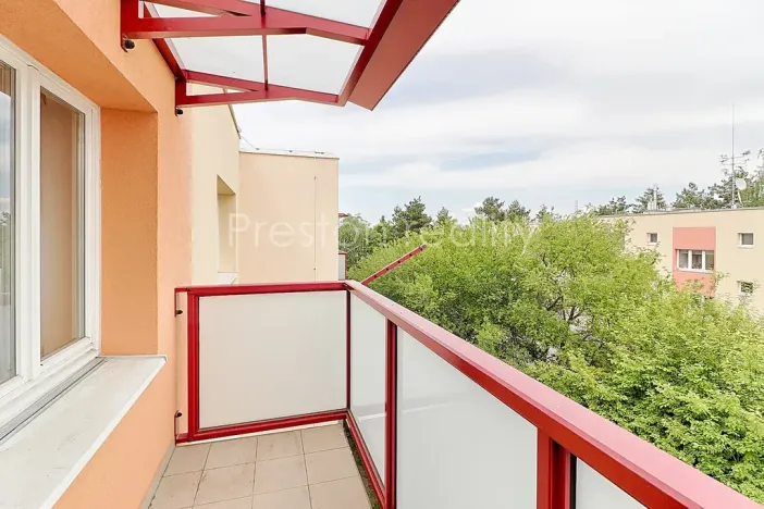 Pronájem bytu 3+1, Praha - Kbely, Žacléřská, 62 m2