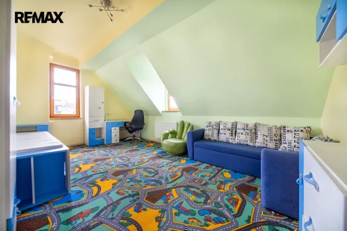 Pronájem bytu 6+kk a větší, Karlovy Vary, Na Vyhlídce, 145 m2