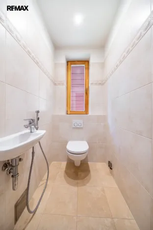 Pronájem bytu 6+kk a větší, Karlovy Vary, Na Vyhlídce, 145 m2