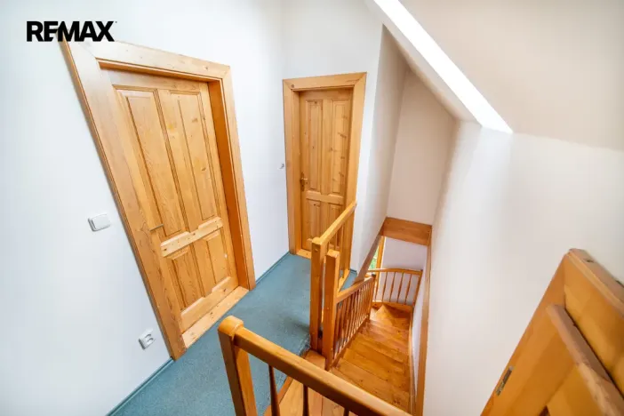 Pronájem bytu 6+kk a větší, Karlovy Vary, Na Vyhlídce, 145 m2