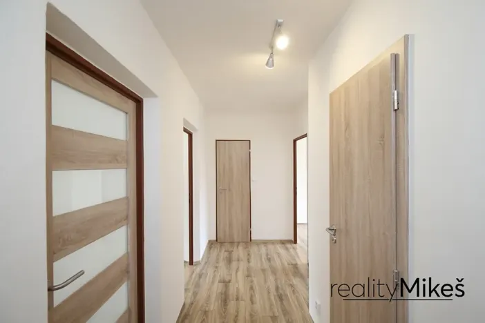 Pronájem bytu 3+1, Železný Brod, Na Vápence, 73 m2