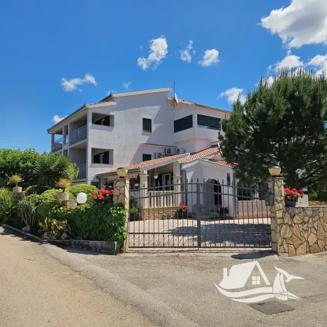 Prodej vily, Vinišće, Chorvatsko, 500 m2