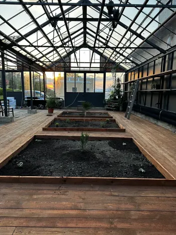 Prodej zemědělského objektu, Bžany, 1600 m2