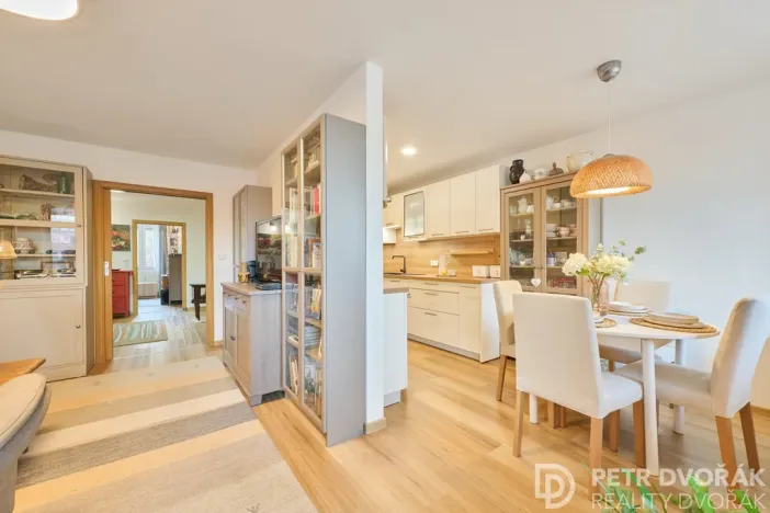 Prodej bytu 4+1, Praha - Stodůlky, Kovářova, 110 m2