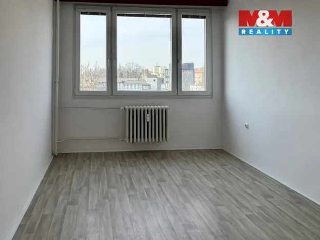 Pronájem bytu 2+1, Hradec Králové - Slezské Předměstí, Uhelná, 55 m2