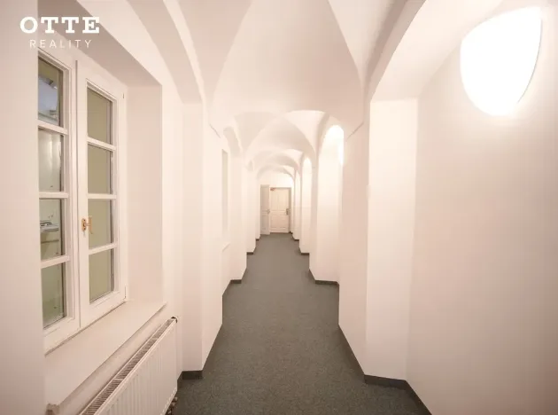 Pronájem kanceláře, Plzeň, náměstí Republiky, 247 m2