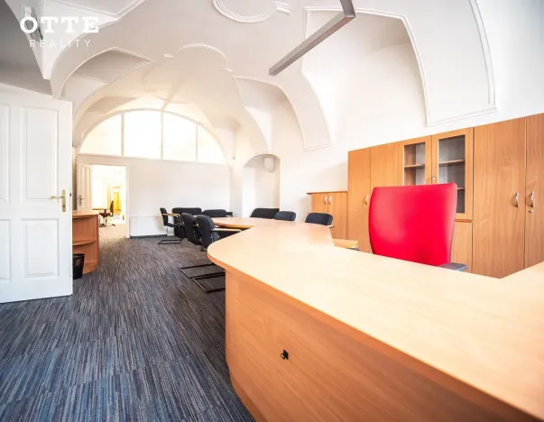 Pronájem kanceláře, Plzeň, náměstí Republiky, 247 m2