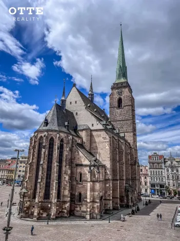 Pronájem kanceláře, Plzeň, náměstí Republiky, 247 m2