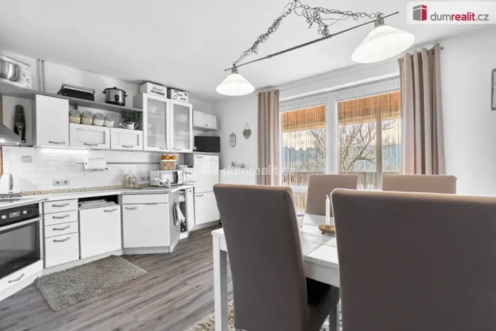 Prodej rodinného domu, Ostrov, Krušnohorská, 340 m2