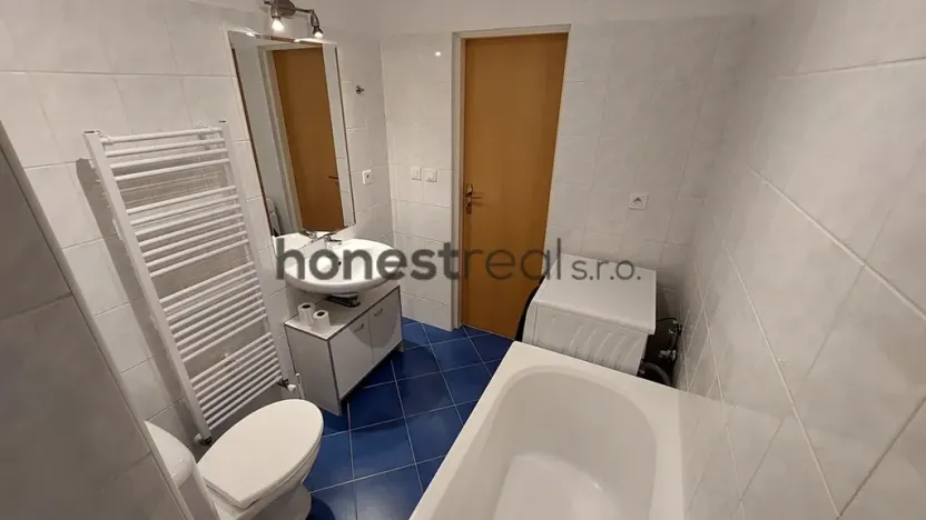 Pronájem bytu 1+kk, Brno, Nadační, 36 m2