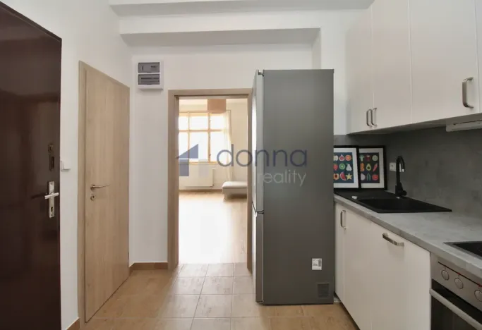 Pronájem bytu 2+kk, Praha, Na pecích, 48 m2