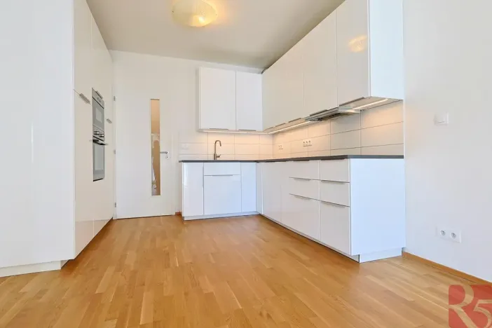 Pronájem bytu 2+kk, Praha - Michle, Hadovitá, 53 m2