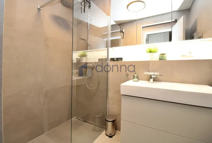 Pronájem bytu 3+kk, Praha, Křižíkova, 105 m2