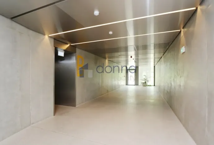 Pronájem bytu 3+kk, Praha, Křižíkova, 105 m2