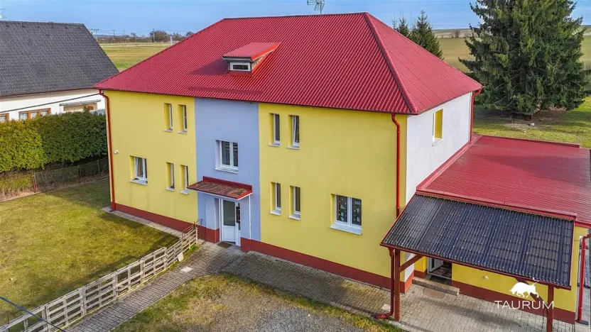 Prodej bytu 2+1, Hlohová, 64 m2