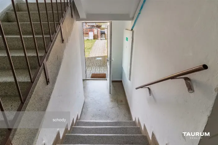 Prodej bytu 2+1, Hlohová, 64 m2