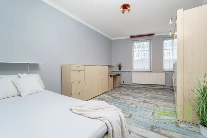 Pronájem bytu 3+1, Karlovy Vary, Sokolovská, 87 m2