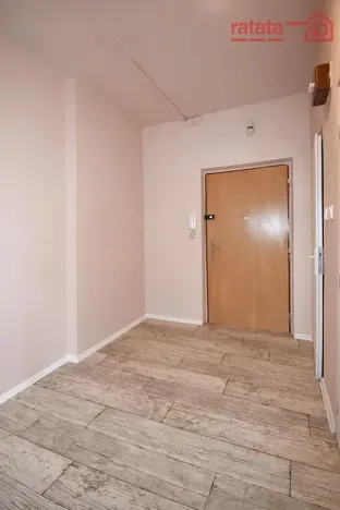 Pronájem bytu 2+1, Kadaň, Chomutovská, 56 m2