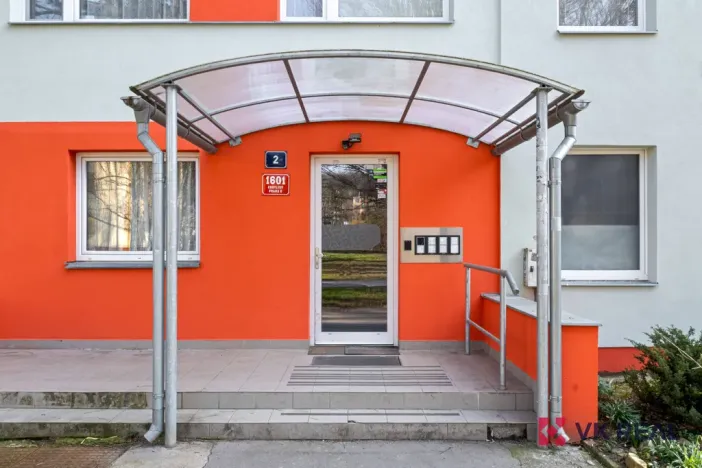 Prodej bytu 2+kk, Praha - Kobylisy, Šimůnkova, 47 m2